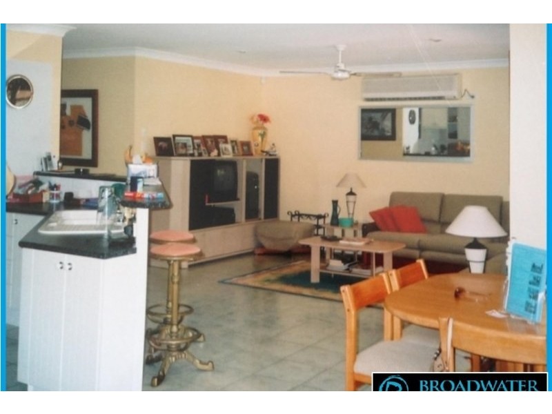 6 Suncrest Court, Parkwood QLD 4214