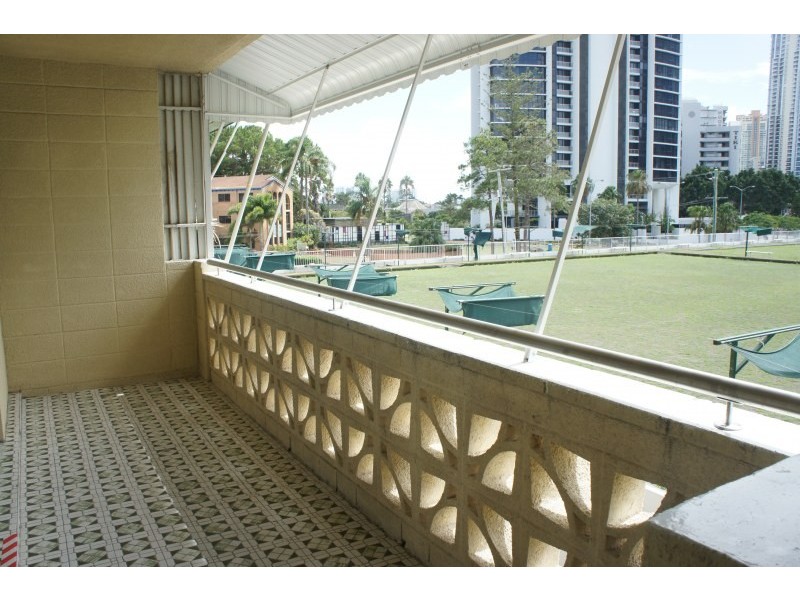 8/59 Peninsular Drive, Surfers Paradise QLD 4217