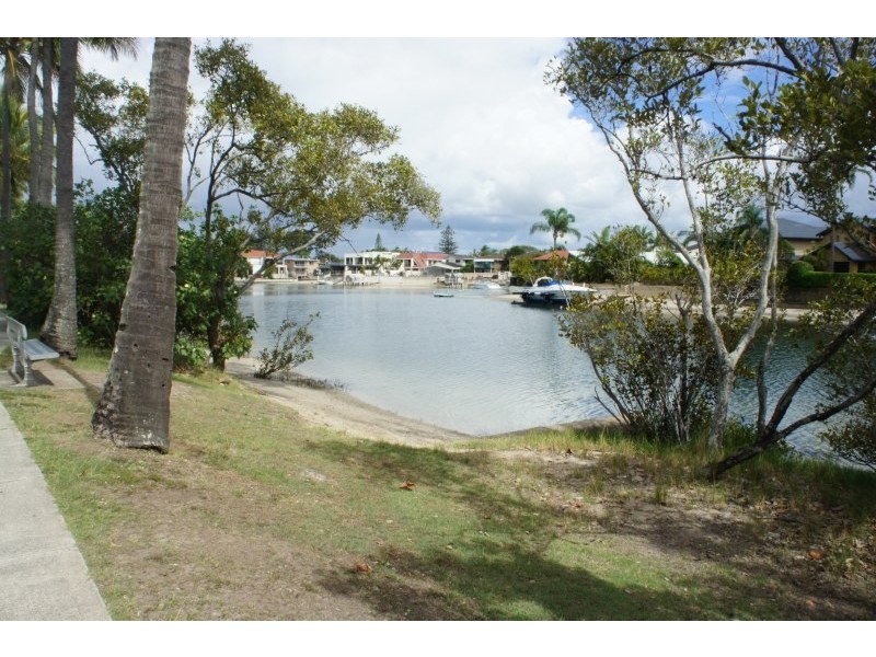 8/59 Peninsular Drive, Surfers Paradise QLD 4217