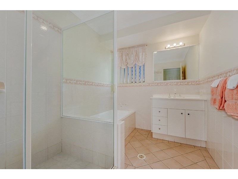 5/218 Central Street, Labrador QLD 4215