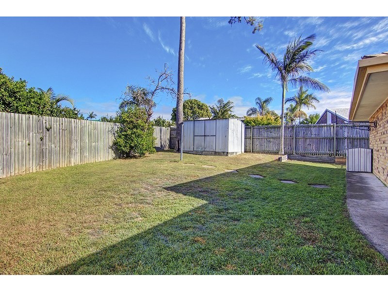 17 Colisa Crescent, Regents Park QLD 4118