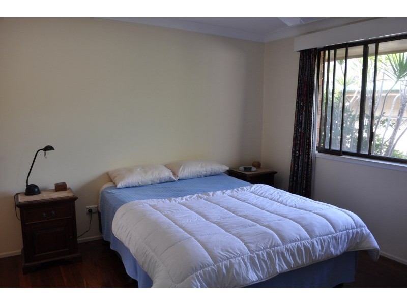 38 Echlin Street, Labrador QLD 4215