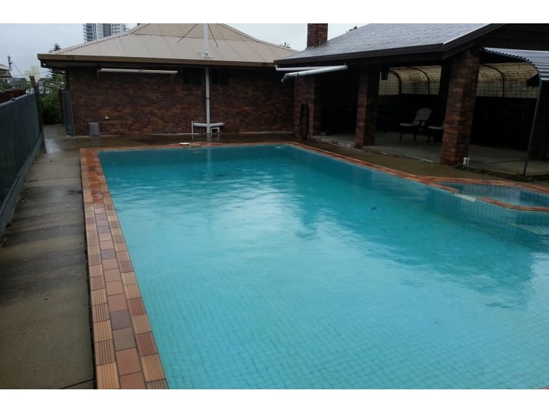 38 Echlin Street, Labrador QLD 4215