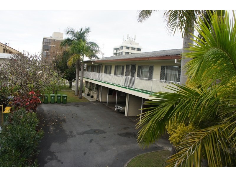 61 Back Street, Biggera Waters QLD 4216