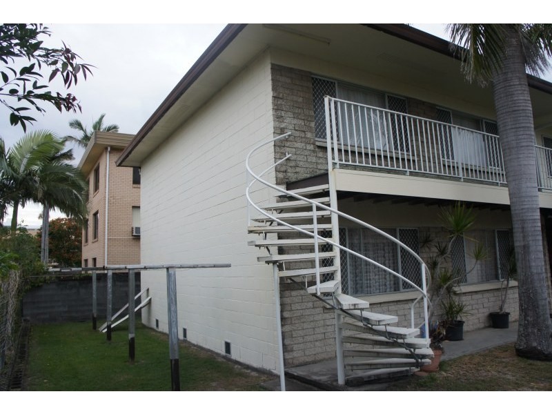 61 Back Street, Biggera Waters QLD 4216
