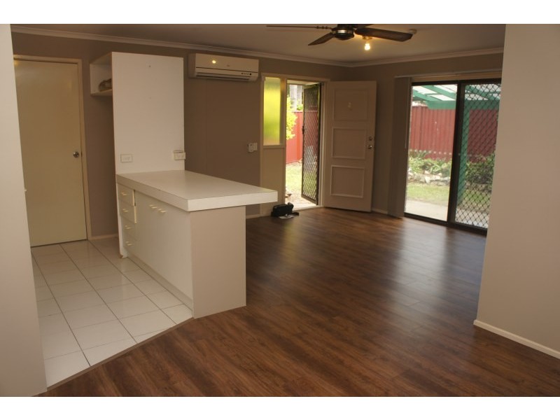2/183 Musgrave Avenue, Labrador QLD 4215