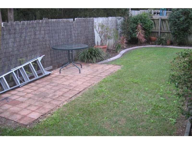 2/4 Penny Place, Parkwood QLD 4214