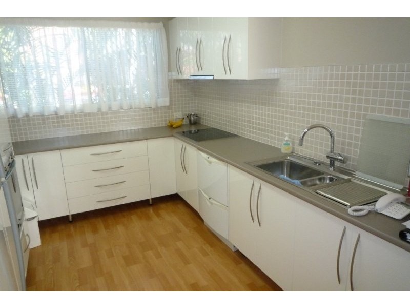 4/23 Heath Street, Southport QLD 4215