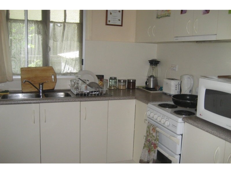 52 Central Street, Labrador QLD 4215