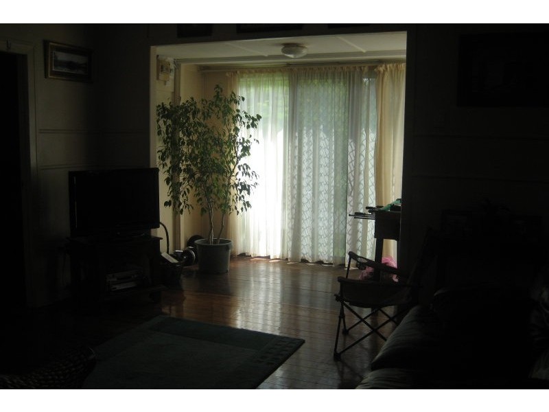 52 Central Street, Labrador QLD 4215