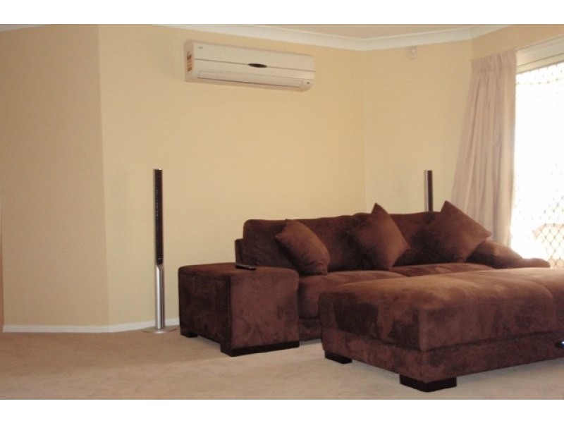 5 Longcove Place, Parkwood QLD 4214