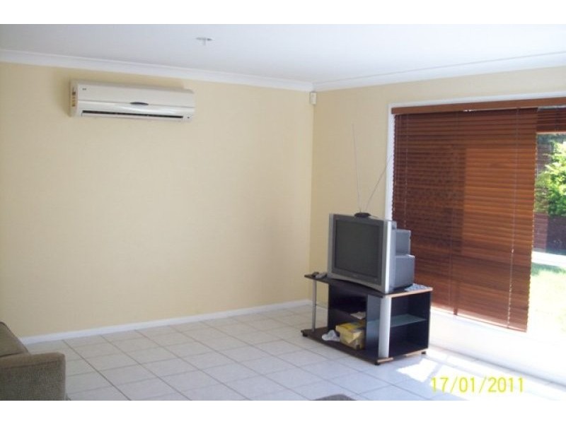 5 Longcove Place, Parkwood QLD 4214