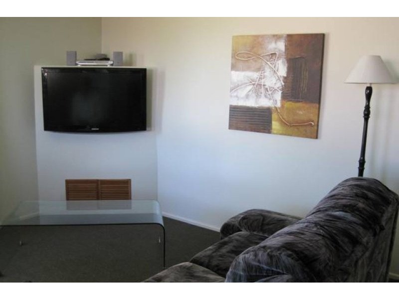 Unit 10/35 McMillan Street, Labrador QLD 4215