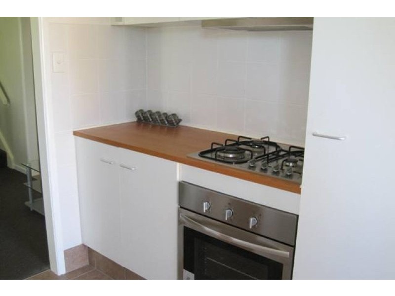 Unit 10/35 McMillan Street, Labrador QLD 4215