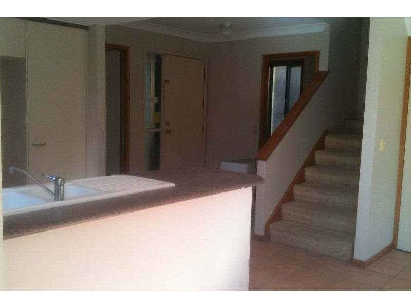 174 Greenacre Drive, Parkwood QLD 4214