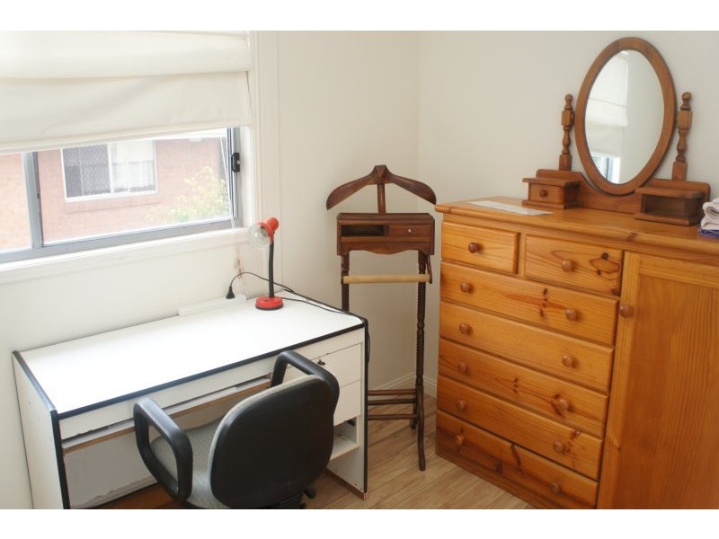 22 Kumbari Street, Southport QLD 4215