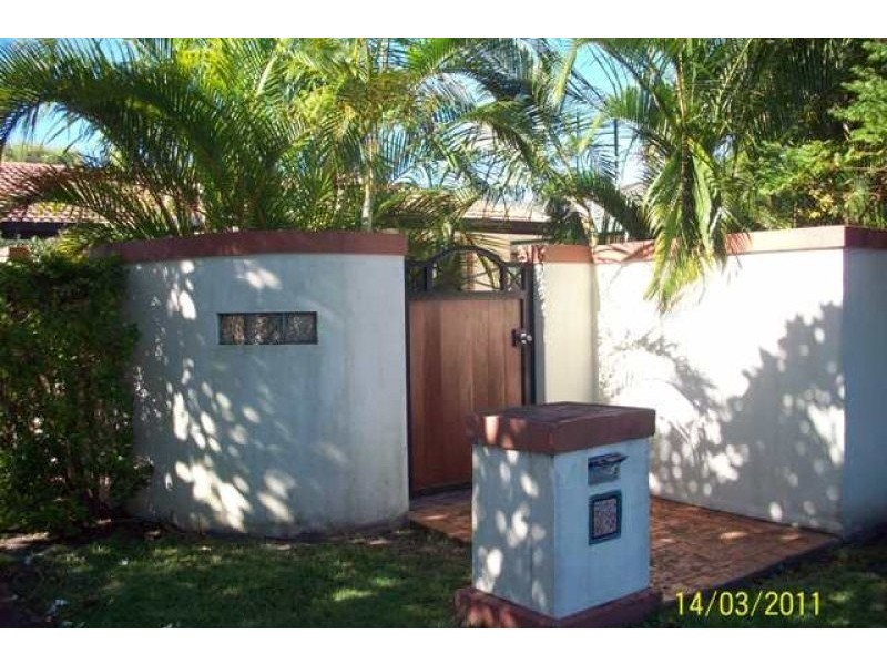 21 Coogeen Street, Bundall QLD 4217