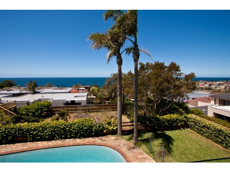 1 Edgecliffe Avenue, South Coogee NSW 2034