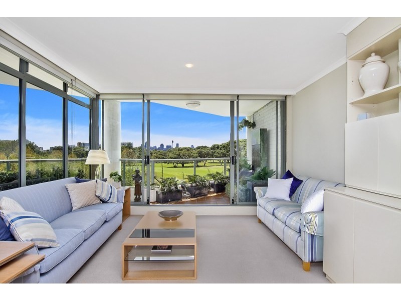 Unit 403/91 Brompton Road, Kensington NSW 2033