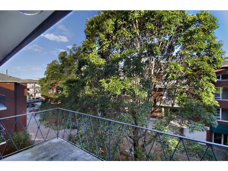 Unit 9/11A Byron Street, Coogee NSW 2034