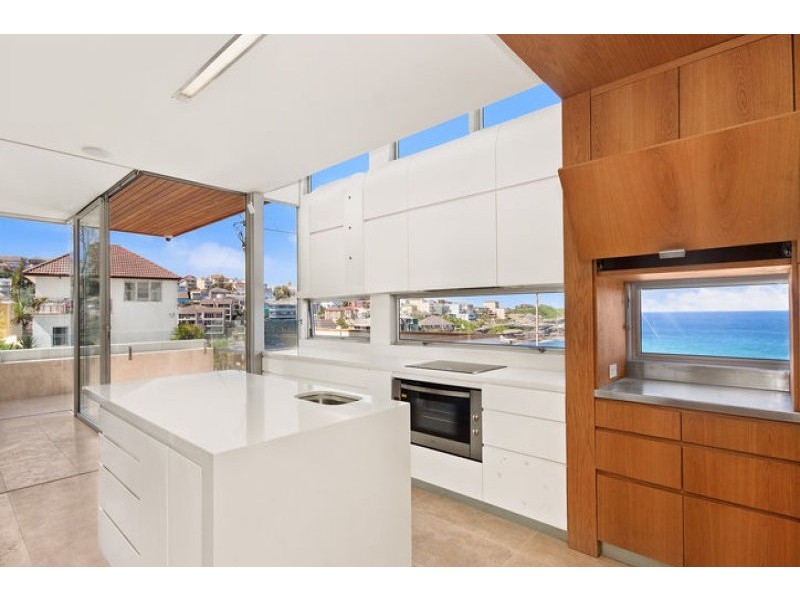 22 Thompson Street, Tamarama NSW 2026
