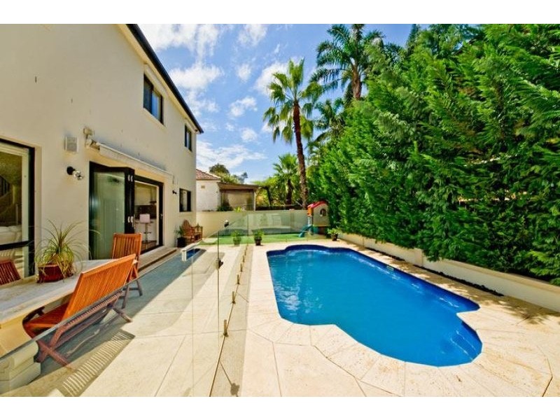 16 Brassie Street, North Bondi NSW 2026