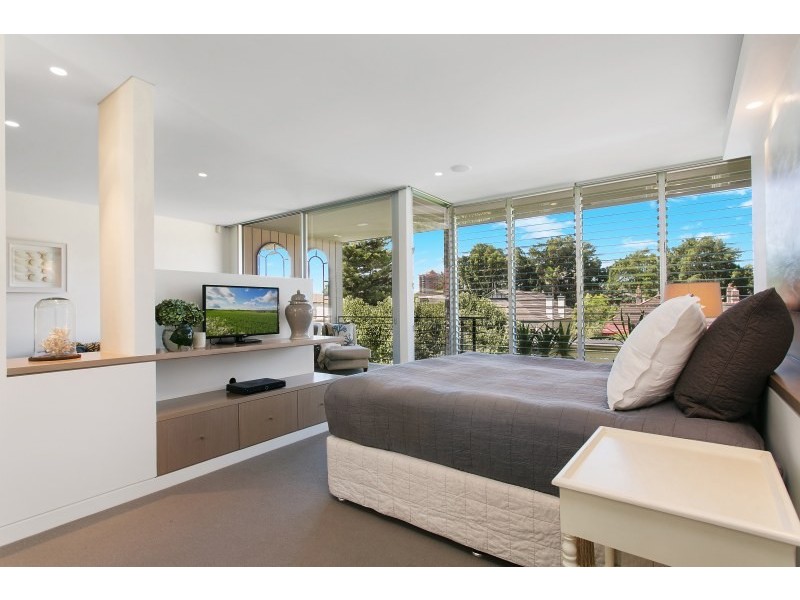 10 McDougall Street, Kensington NSW 2033