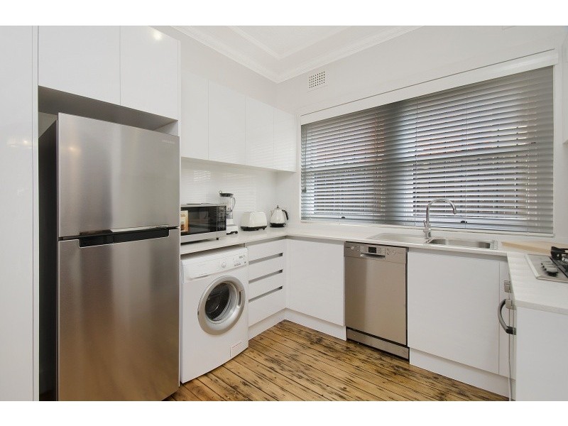 1/15 Kurrawa Avenue, Coogee NSW 2034