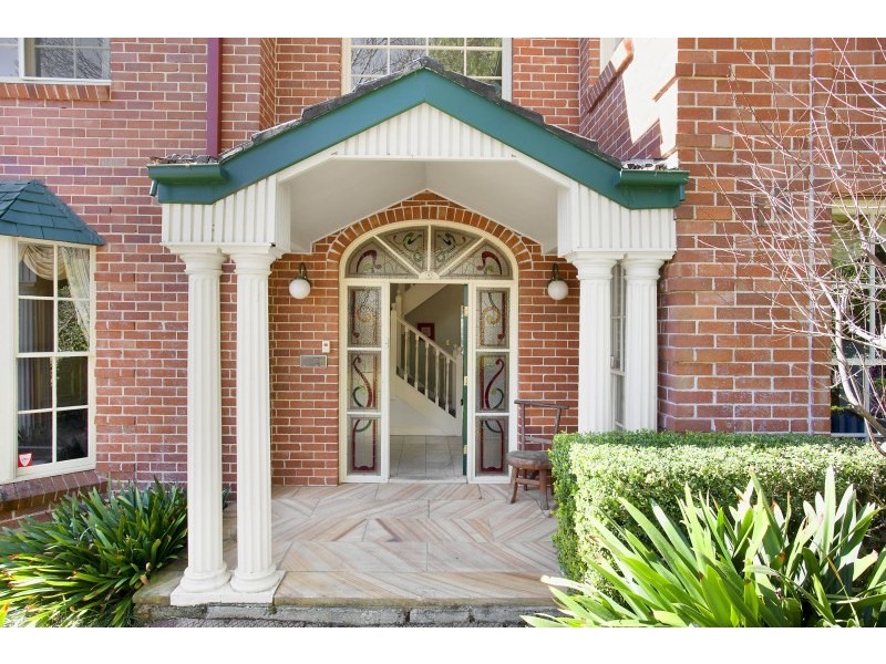 15 Bobbin Head Road, Pymble NSW 2073
