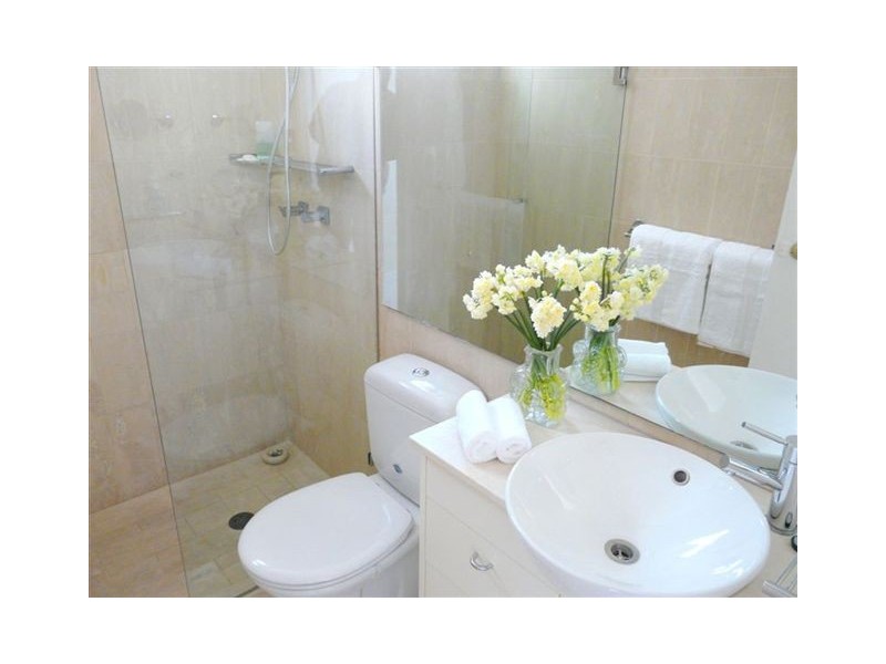 2/33 Sutherland Crescent, Darling Point NSW 2027