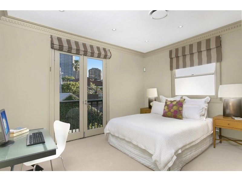 130 Fletcher Street, Woollahra NSW 2025