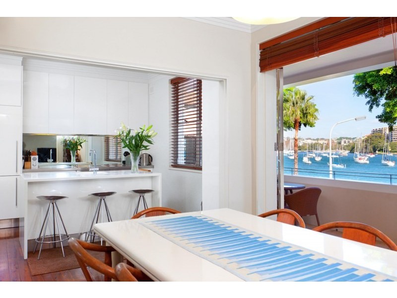 2/79 New Beach Road, Darling Point NSW 2027