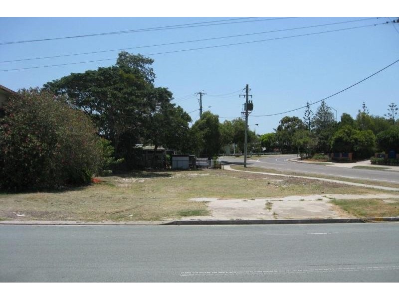 126 Golden Beach Esplanade, Golden Beach QLD 4551