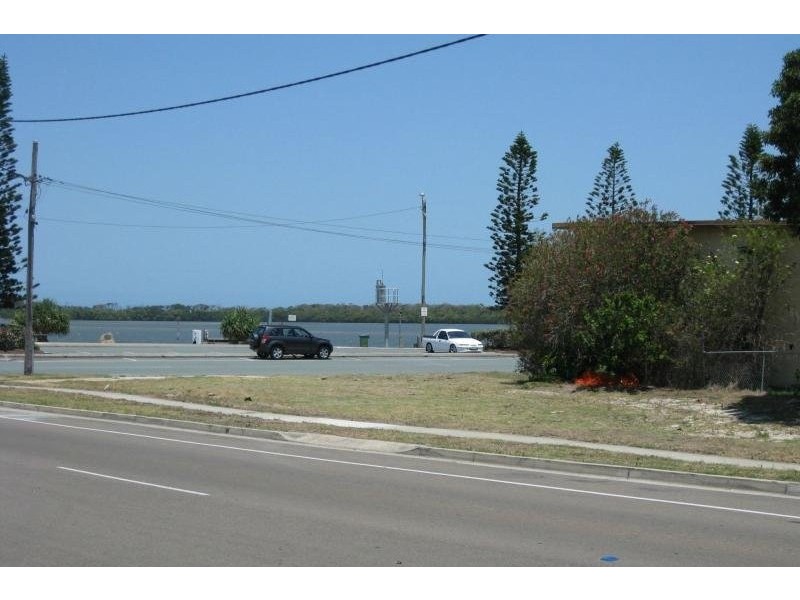 126 Golden Beach Esplanade, Golden Beach QLD 4551