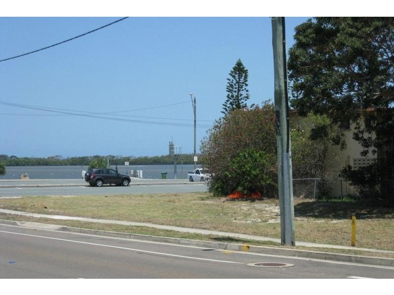 126 Golden Beach Esplanade, Golden Beach QLD 4551