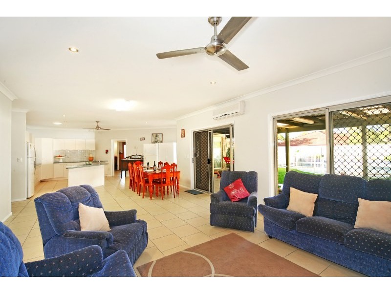 Little Mountain QLD 4551