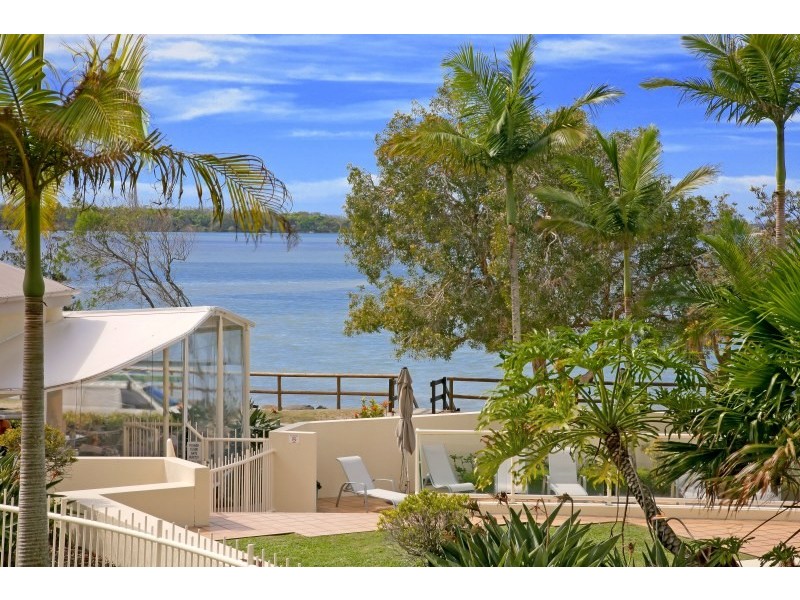 208/89 Golden Beach Esplanade, Golden Beach QLD 4551