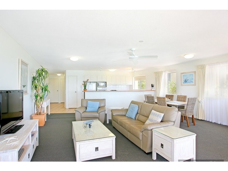 304/72 Golden Beach Esplanade, Golden Beach QLD 4551