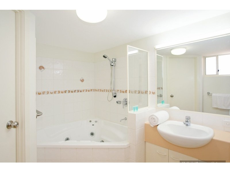 304/72 Golden Beach Esplanade, Golden Beach QLD 4551