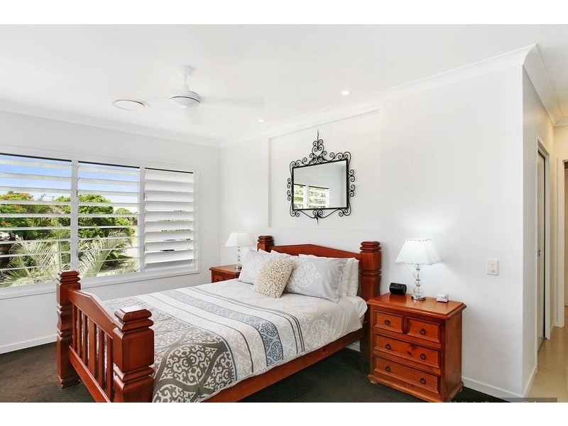 34 Wentworth Parade, Golden Beach QLD 4551