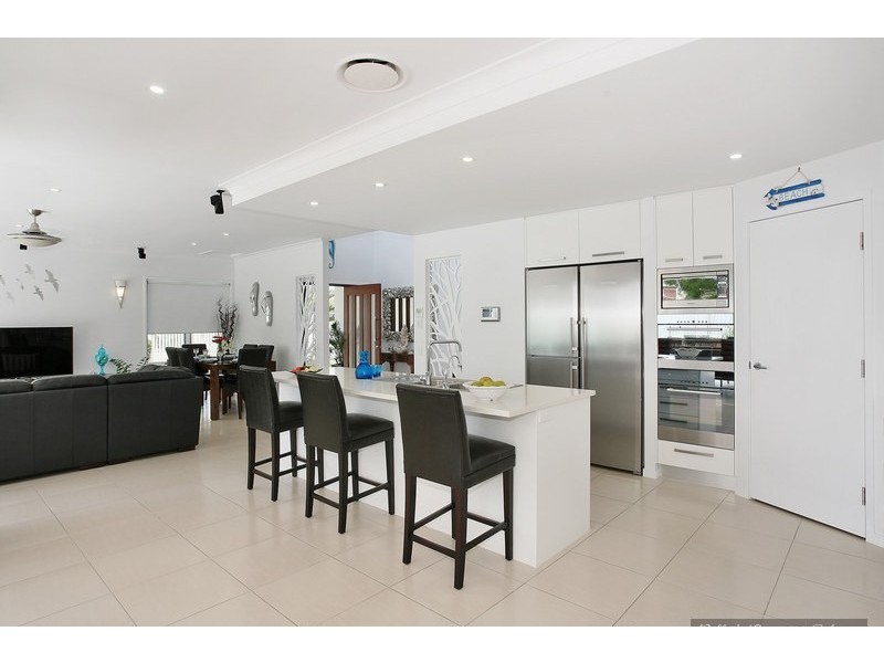34 Wentworth Parade, Golden Beach QLD 4551