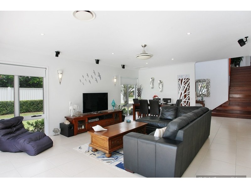 34 Wentworth Parade, Golden Beach QLD 4551