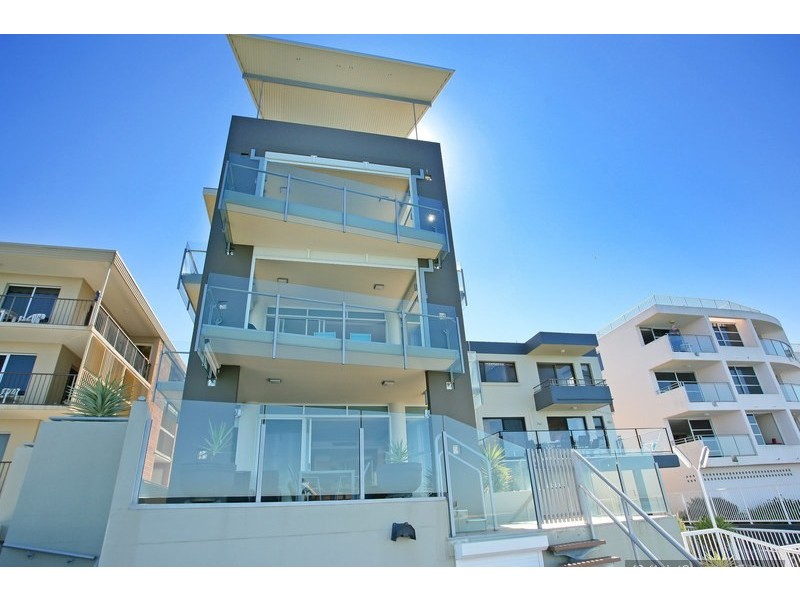 3/12 Maloja Avenue, Caloundra QLD 4551