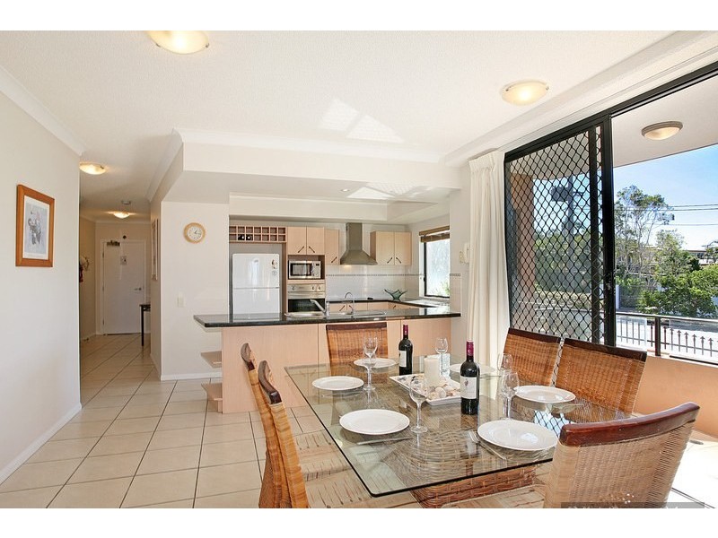 1/40 Golden Beach Esplanade, Golden Beach QLD 4551