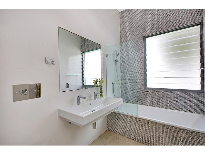 225 Denison Street, Queens Park NSW 2022