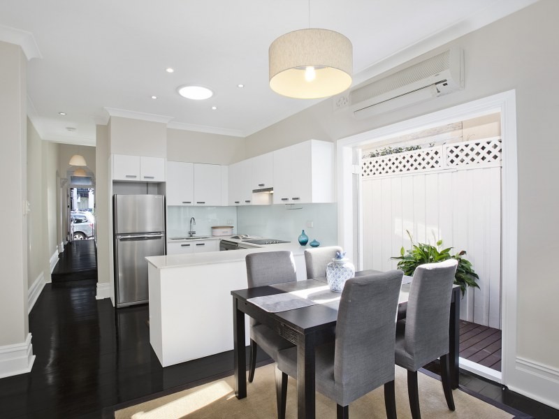 13 Woods Avenue, Woollahra NSW 2025