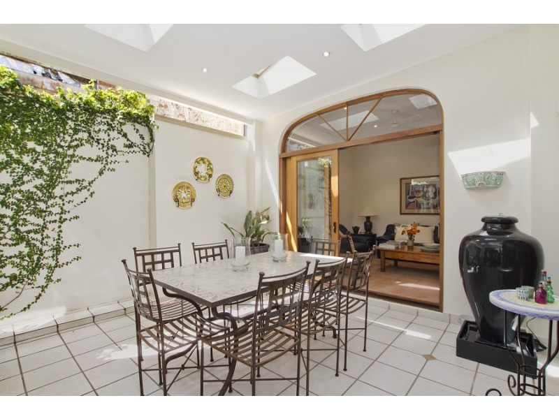 21 St James Road, Bondi Junction NSW 2022