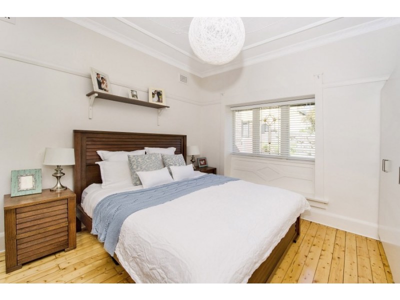 3 Seaview Street, Clovelly NSW 2031