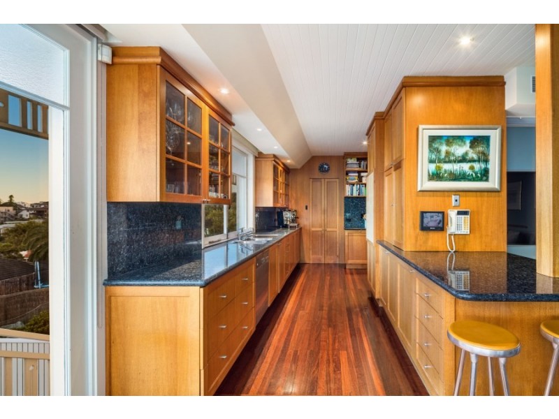 2 St Thomas Street, Bronte NSW 2024