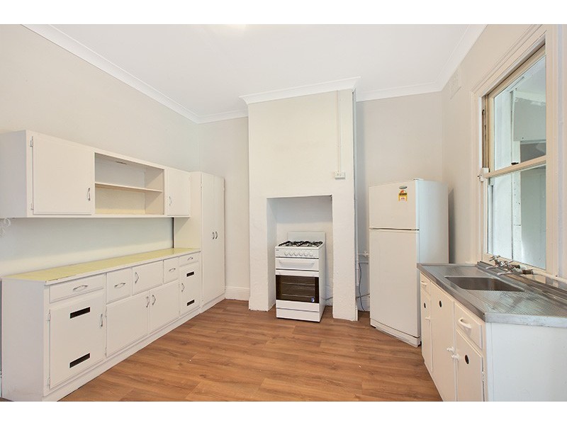 8 Victoria Street, Queens Park NSW 2022